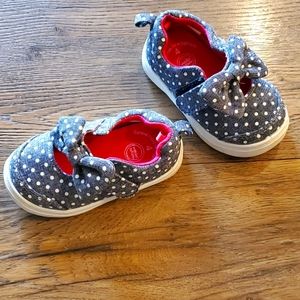 Size 4 infant shoes